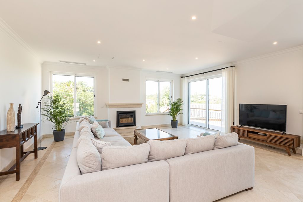 Villa Catao Qunita Do Lago Algarve Olivers Travels 3