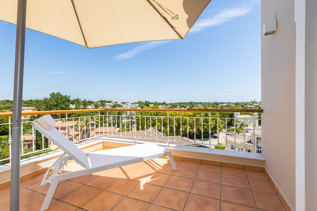 Villa Catao Qunita Do Lago Algarve Olivers Travels 5