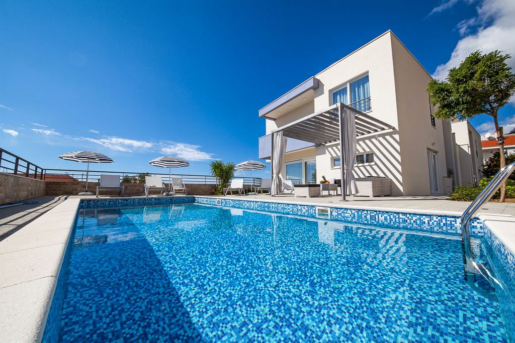 Villa Inga II Dalmatia Olivers Travels 1
