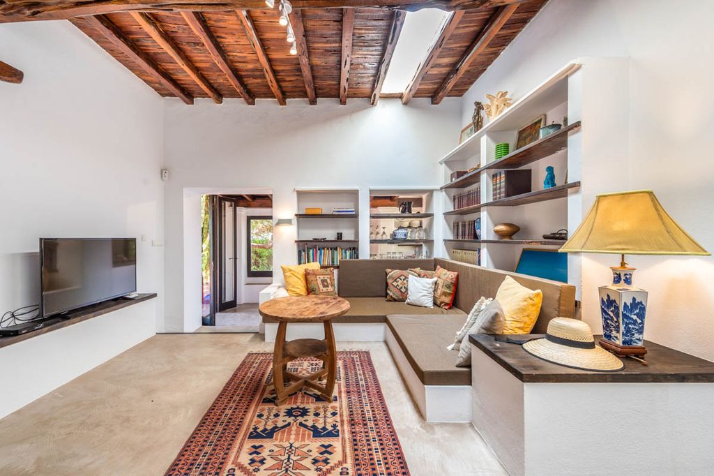 Villa Urpa Ibiza Olivers Travels 2