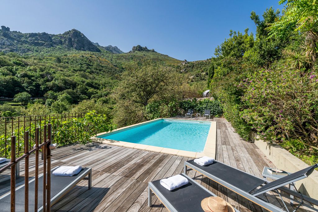 A Mandria Corsica Olivers Travels1