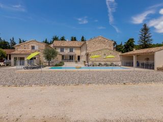 La Chouette Provence Olivers Travels 01