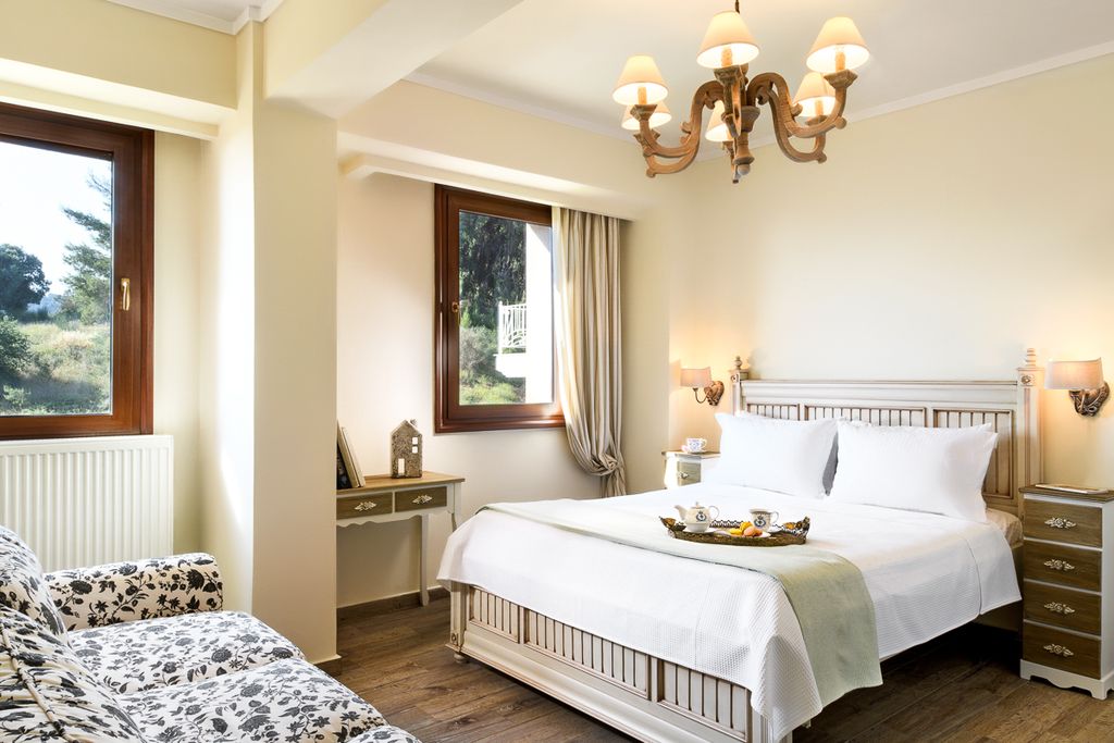 Villa Lamperos Halkidiki Olivers Travels 3