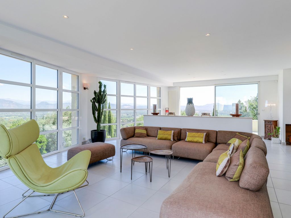 Villa Holywood French Riviera Olivers Travels 3