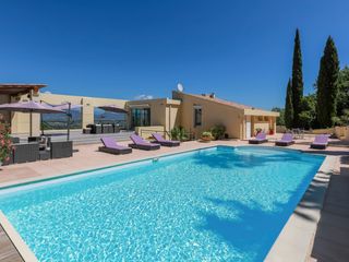 Villa Holywood French Riviera Olivers Travels 1