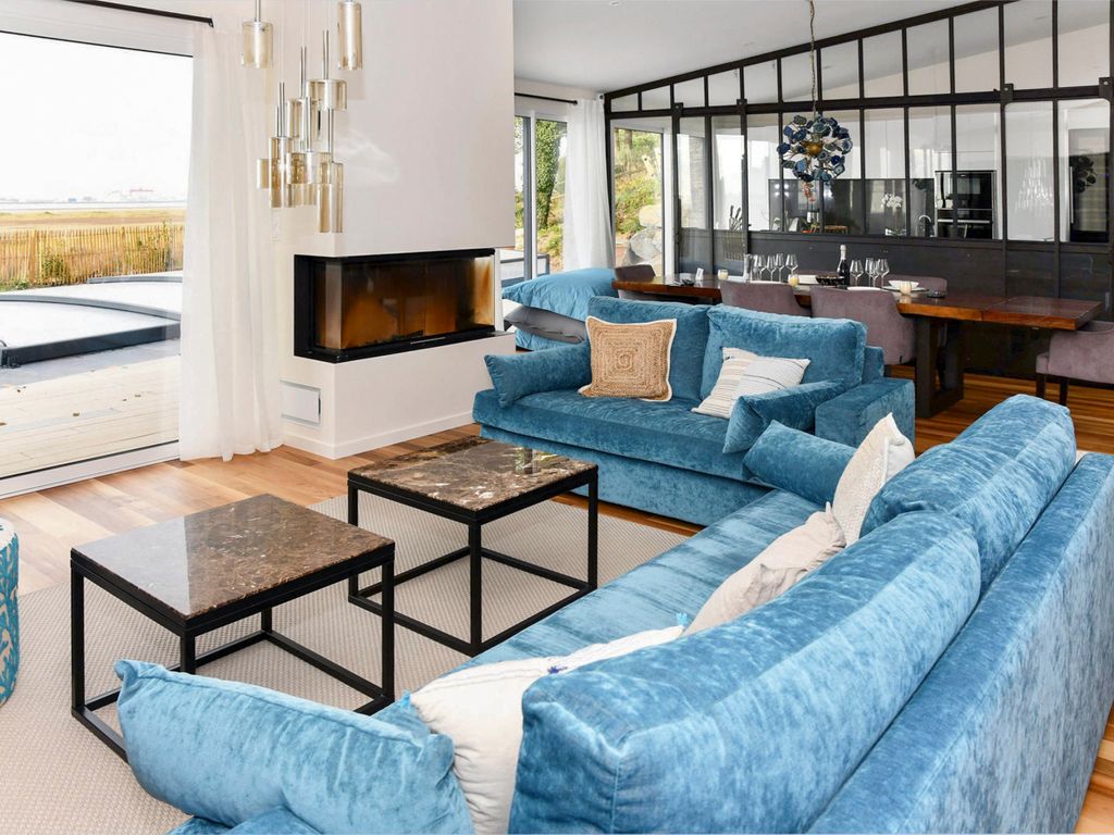 Maison Maritime Brittany Olivers Travels 3