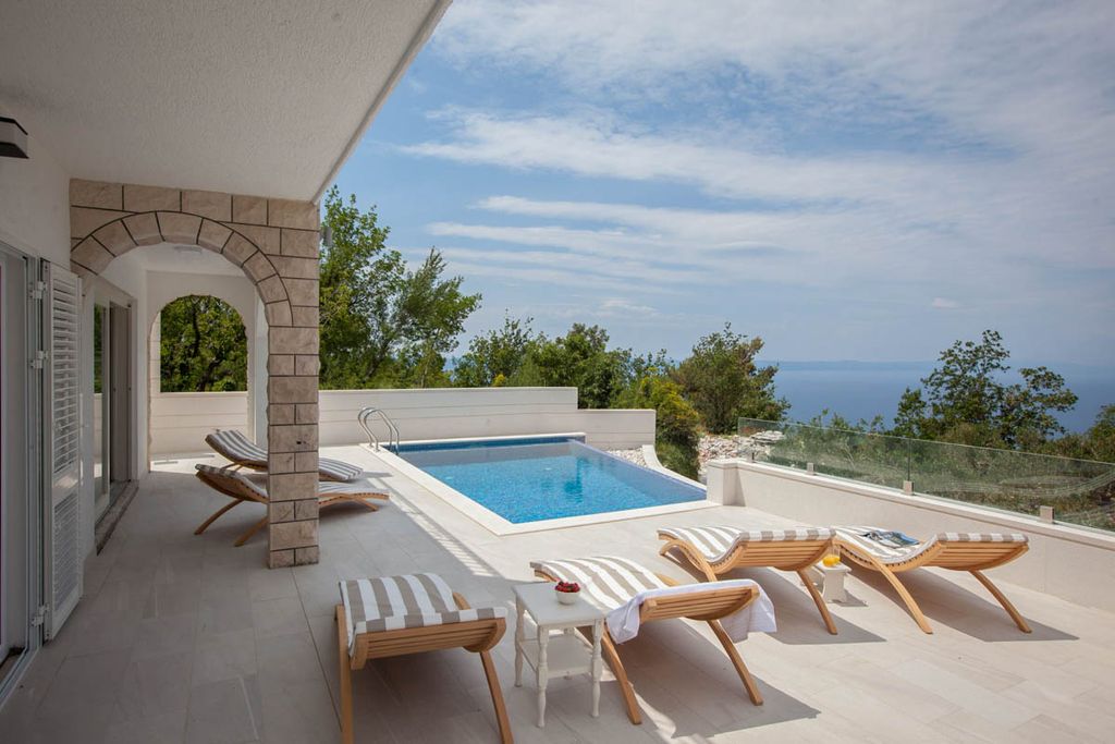 Villa Voldemars Dalmatia Olivers Travels 1