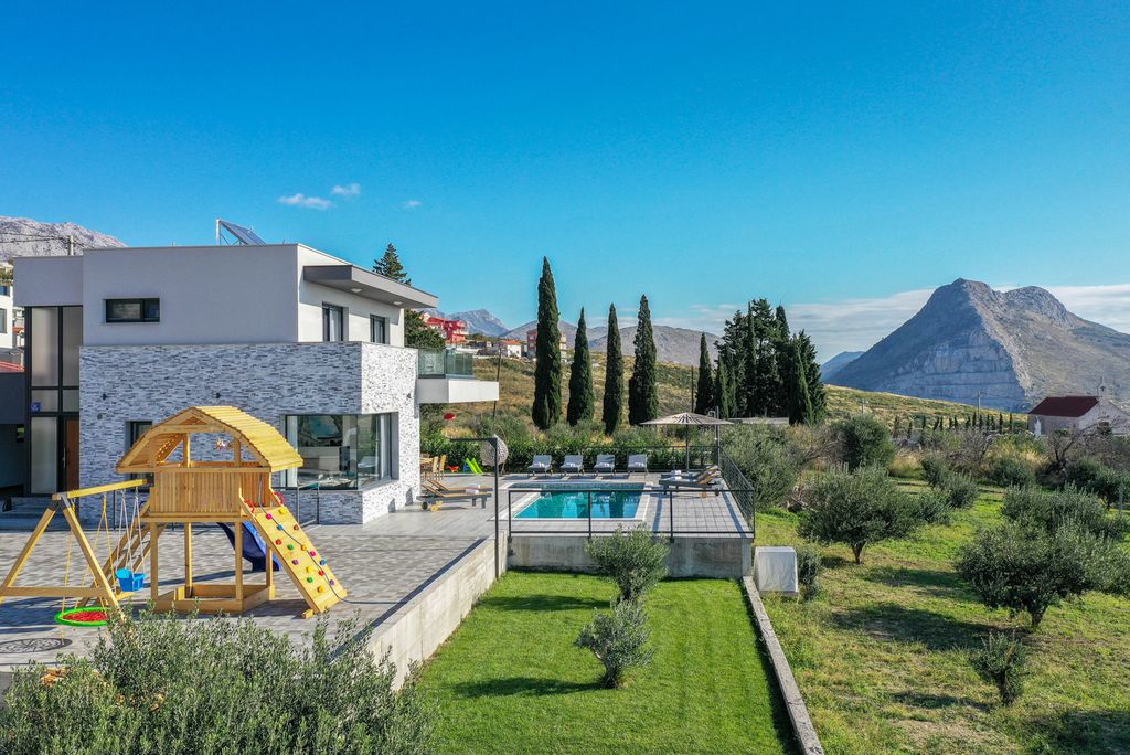 Villa Zanero Dalmatia Olivers Travels 02