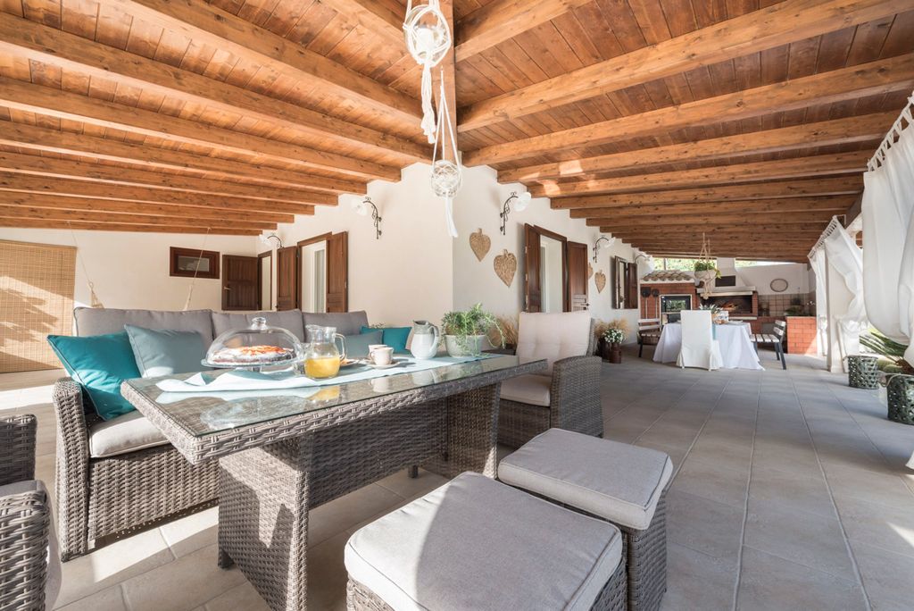 Villa La Sabbia Sicily Olivers Travels5