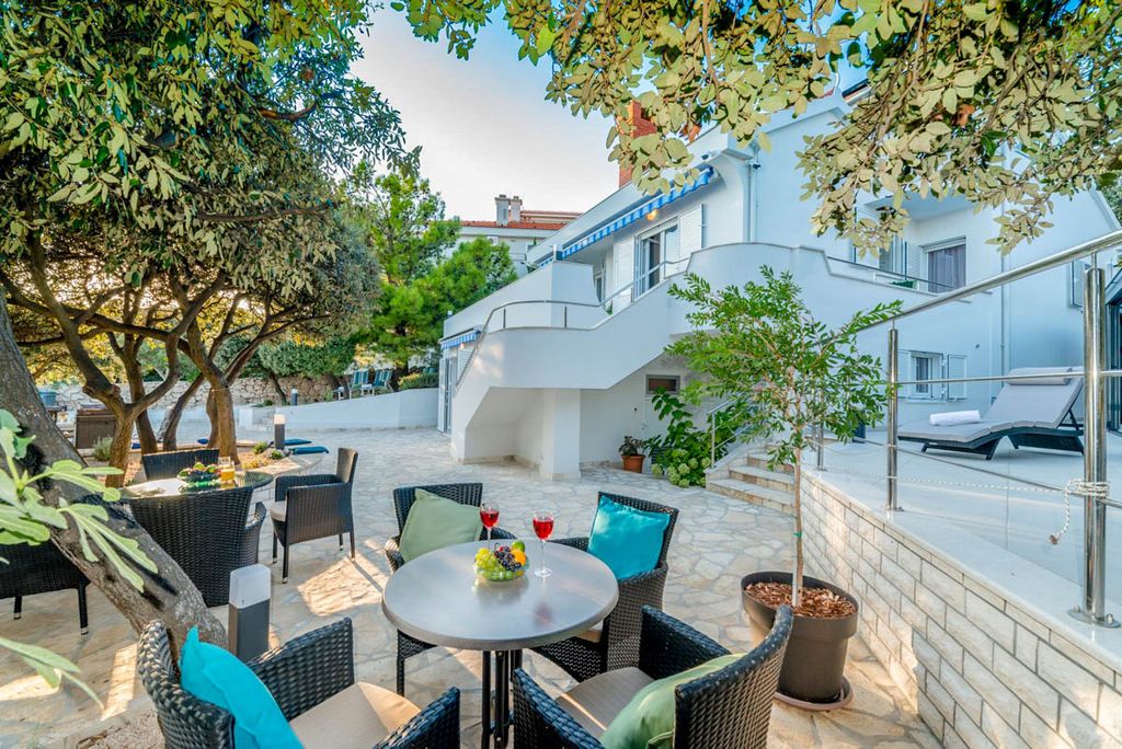 Villa Rasa Dalmatia Coast Olivers Travels 5