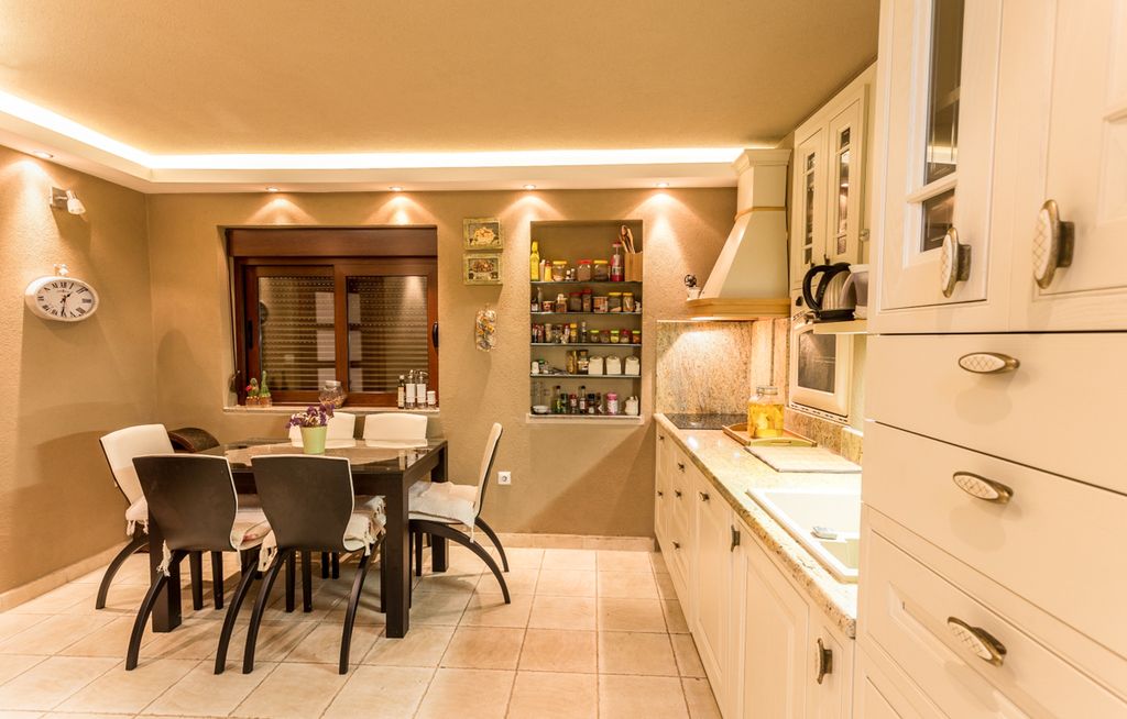 Casa Banja Bay of Kotor Olivers Travels 4