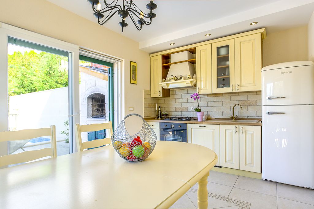 Villa Signo Dalmatia Coast Olivers Travels 5