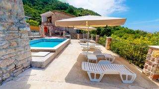 Luka Villa Budva Olivers Travels 1