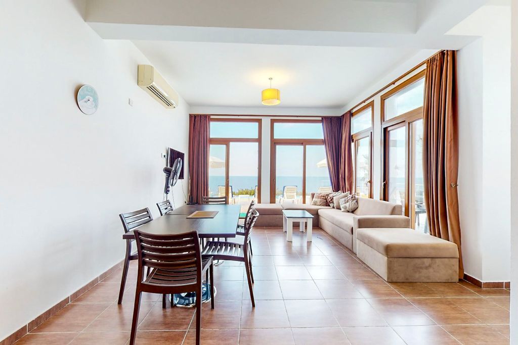 Villa Kurudere Northern Cyprus Olivers Travels3