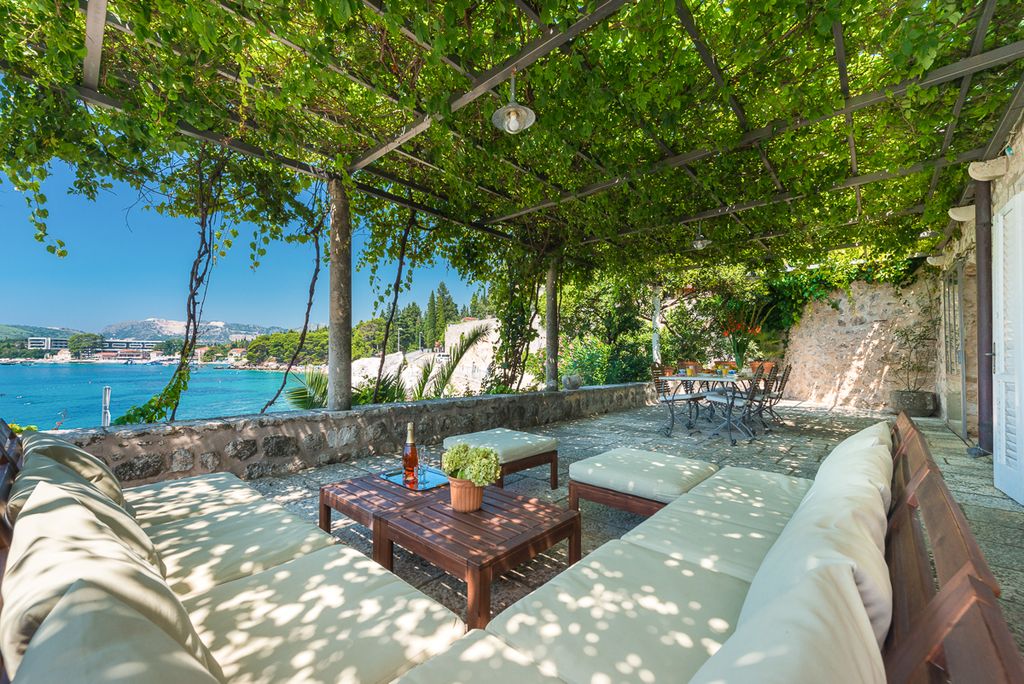 Villa Drazen Dubrovnik Olivers Travels 1