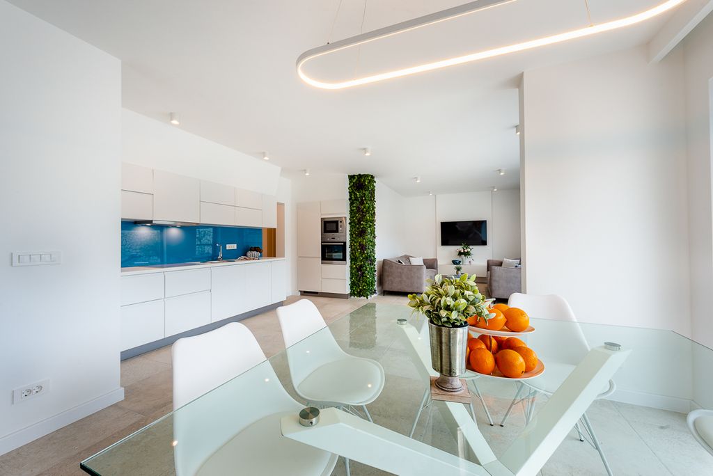 Villa Queen Dubrovnik Olivers Travels 1  1 