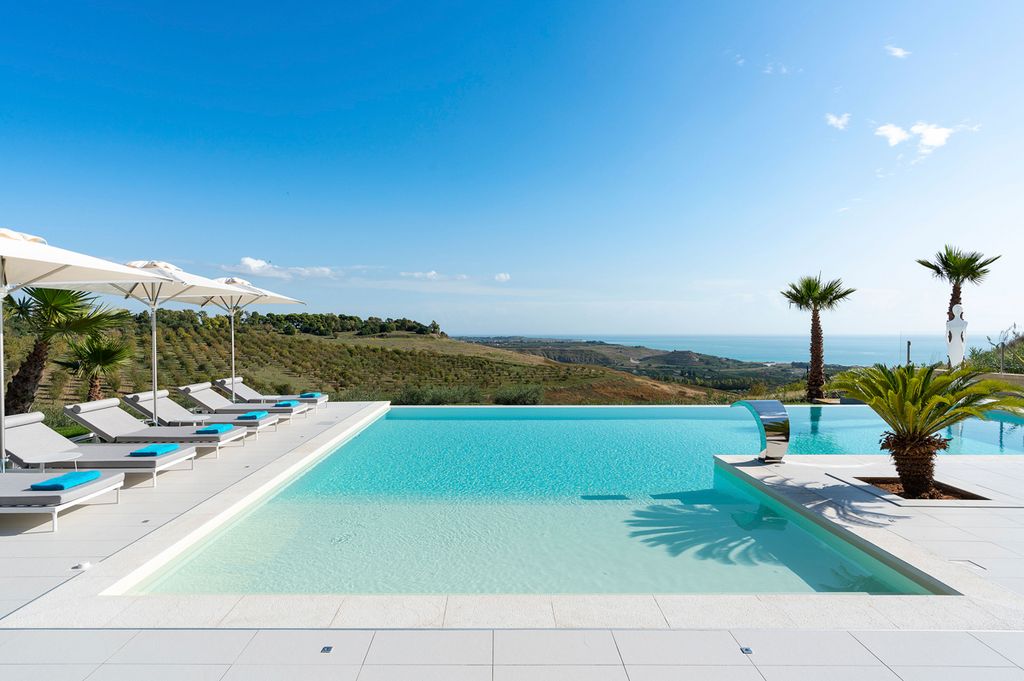 Cella Mimavi Sicily Olivers Travels 2