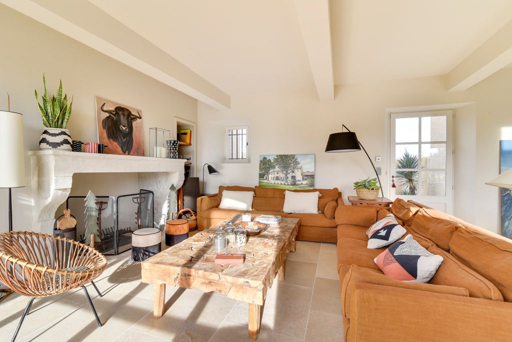 L Esplanade Provence Olivers Travels 2