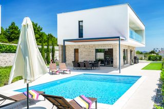 Villa Caprice Dalmatia Coast Croatia OliversTravels 1