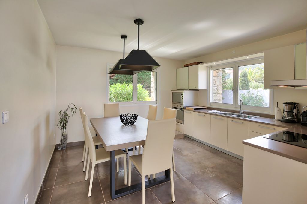 Villa Roches Rouges Corsica Olivers Travels 7