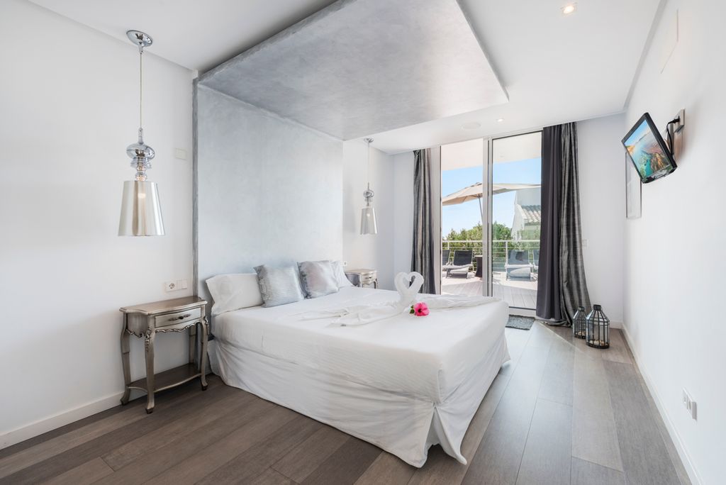 Alcudia 4 Mallorca Olivers Travels 5