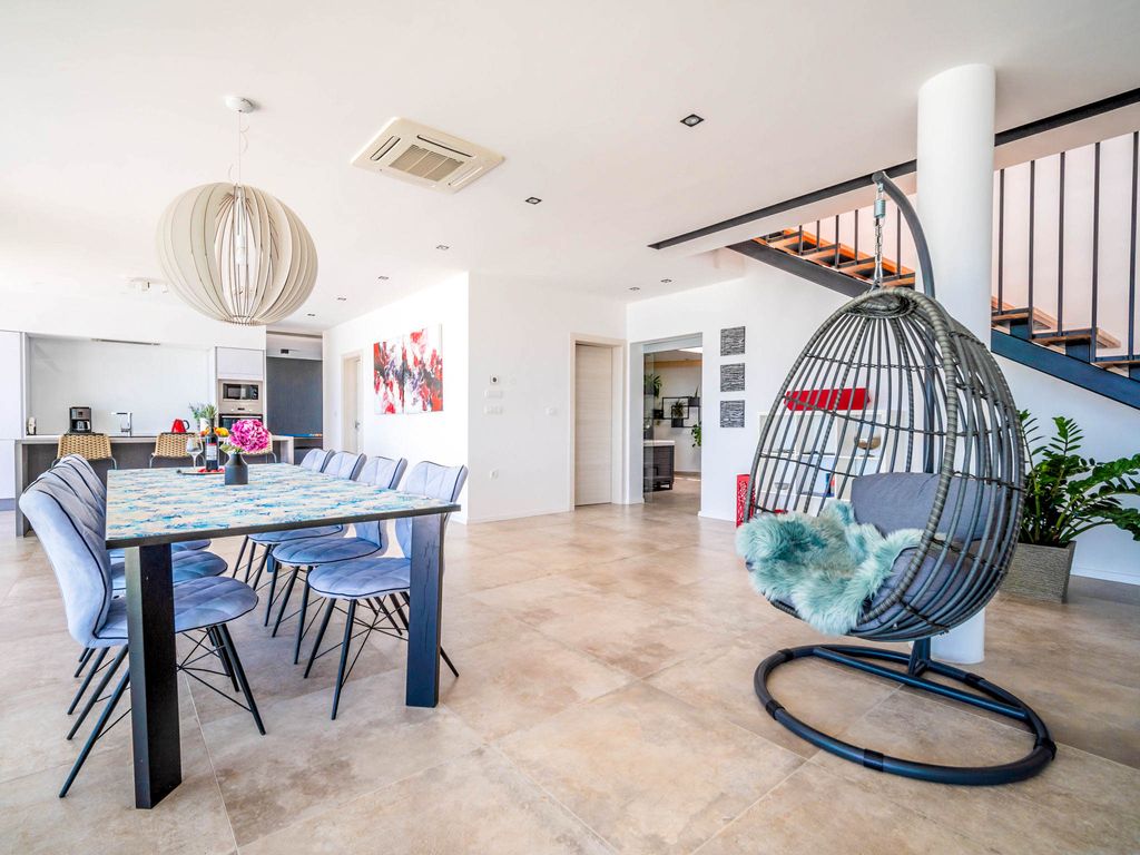 Villa Danika Kvarner Olivers Travels 3