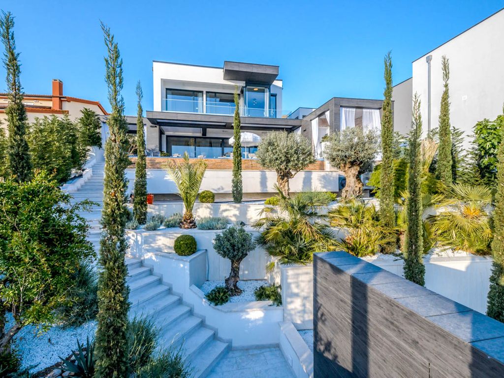 Villa Daneila Kvarner Olivers Travels 1