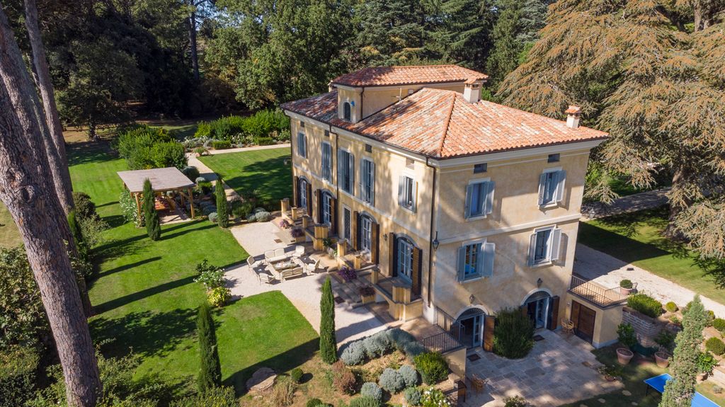 Dimora Di Vico Lazio Italy OliversTravels 2