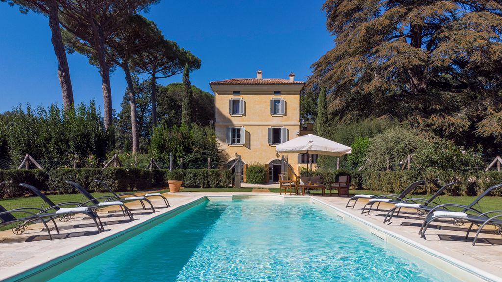 Dimora Di Vico Lazio Italy OliversTravels 1