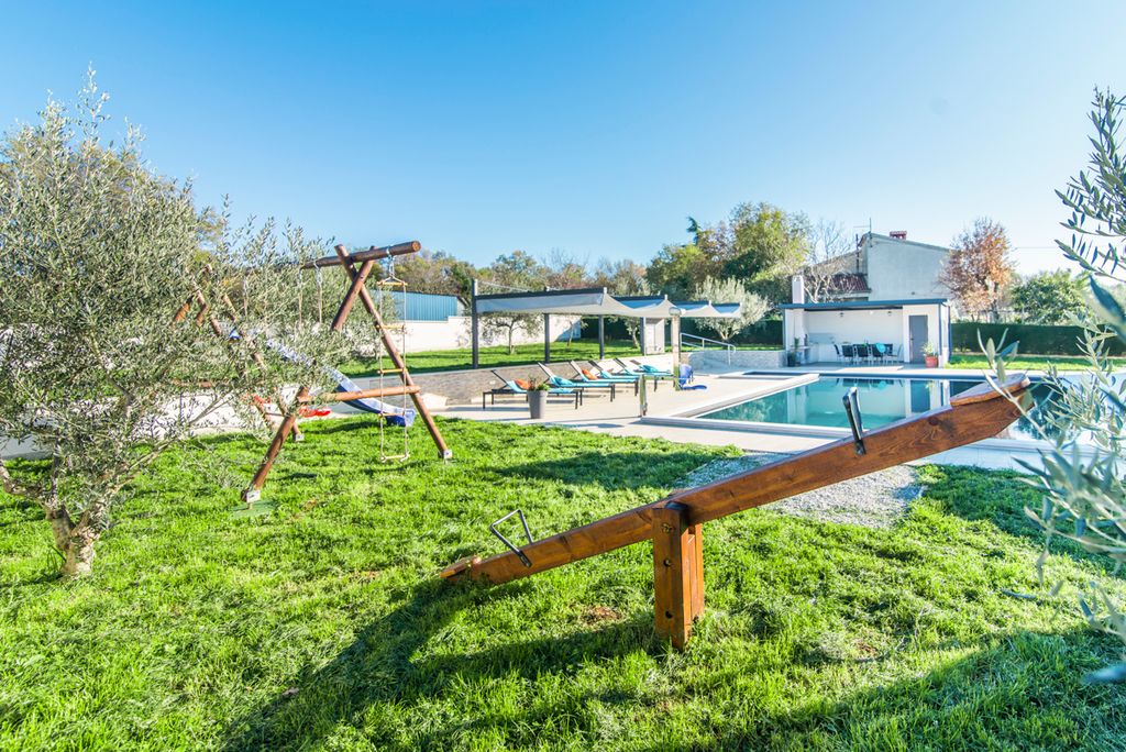 Villa Resjuni Istria Olivers Travels 5
