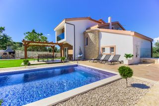Villa Bihac Dalmatia Coast OliversTravels 1