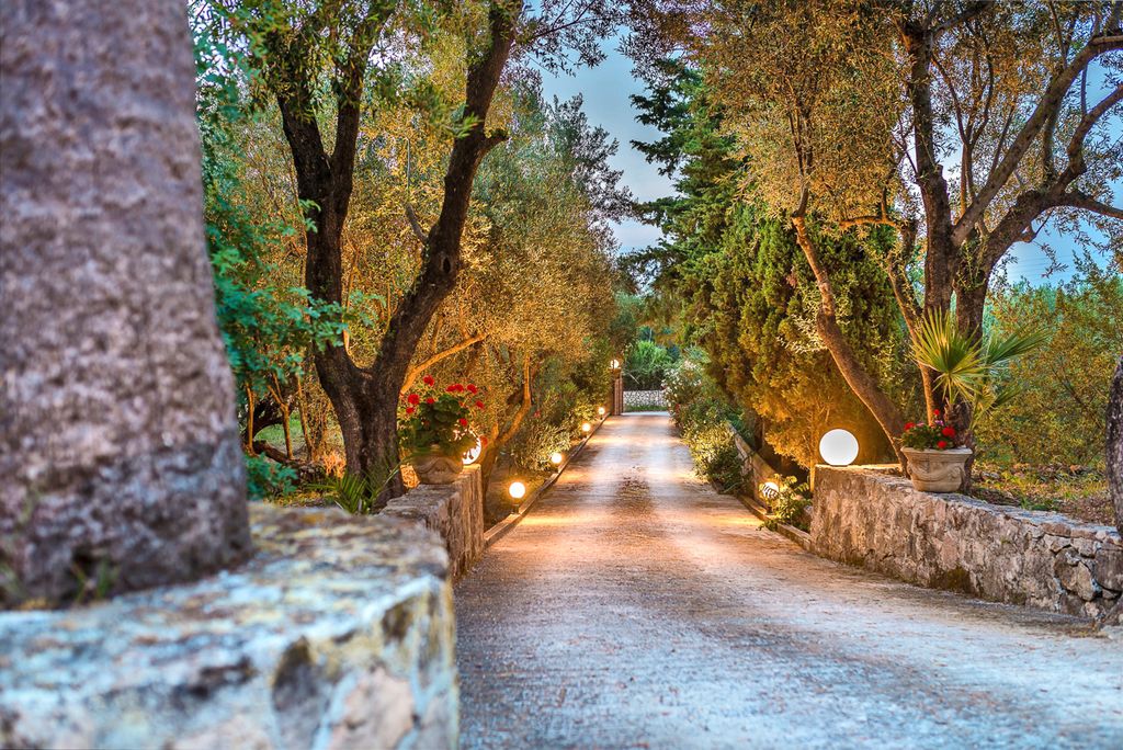 Villa Tragaki Zakynthos Olivers Travels 21