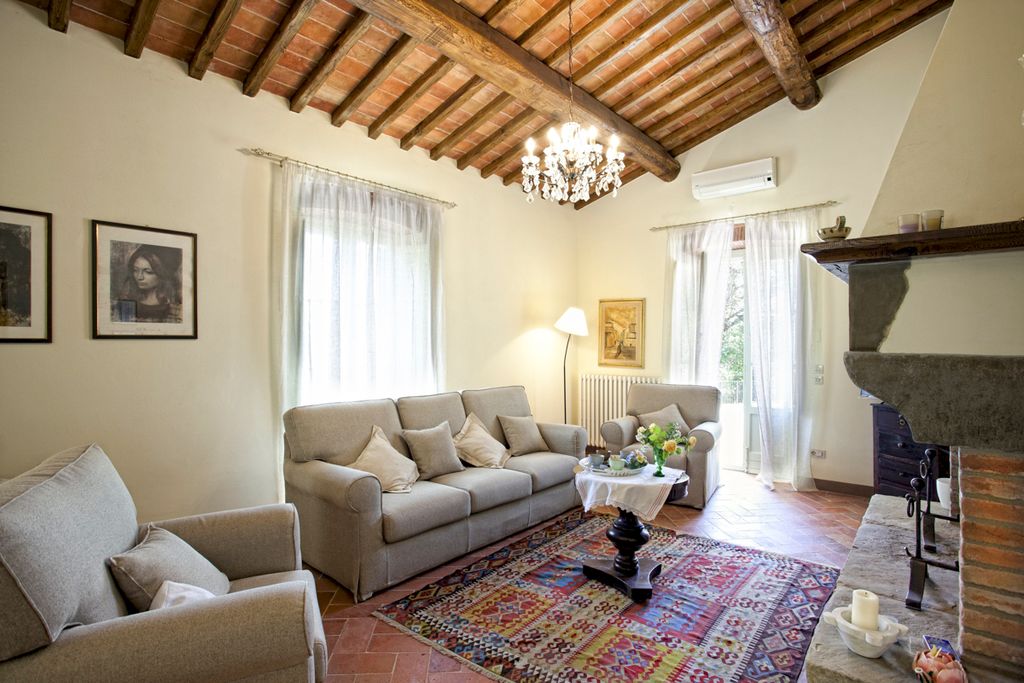Olivetanni Tuscany Olivers Travels 3