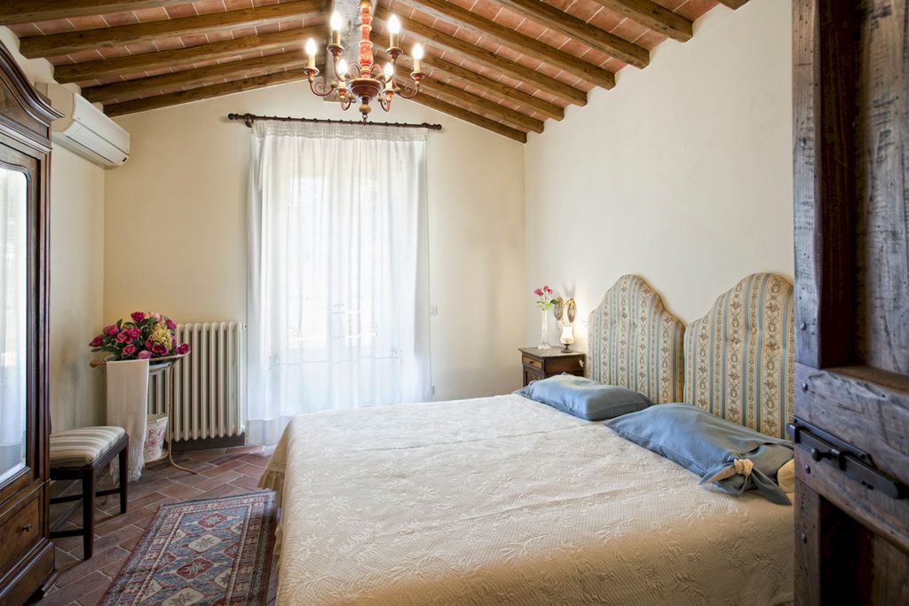 Olivetanni Tuscany Olivers Travels 5