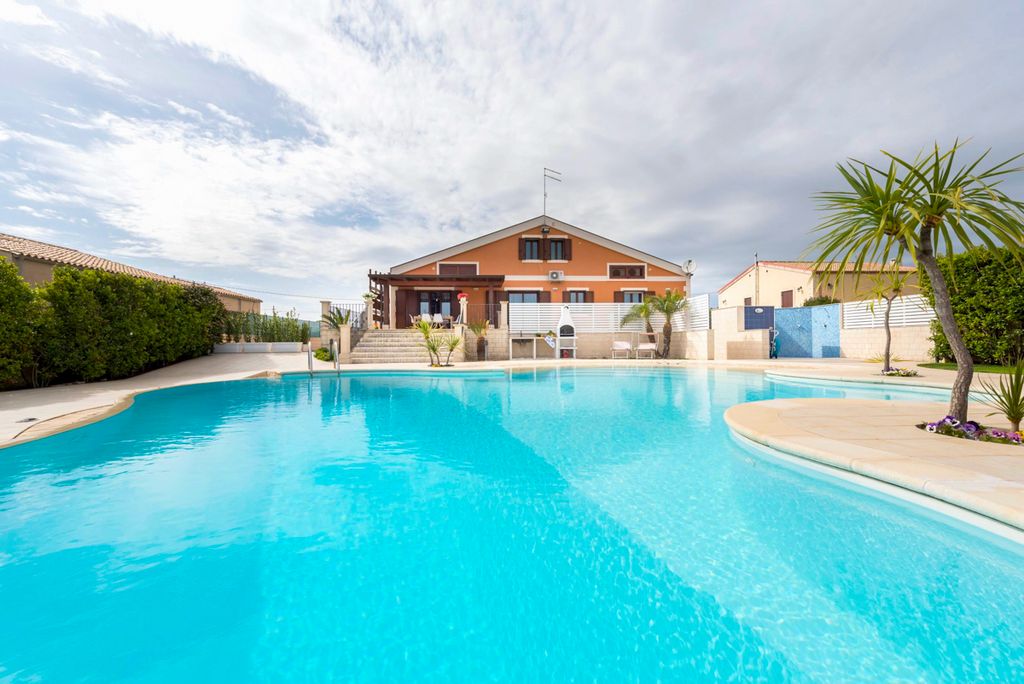 Casa Mare Blu Sicily Olivers Travels 1