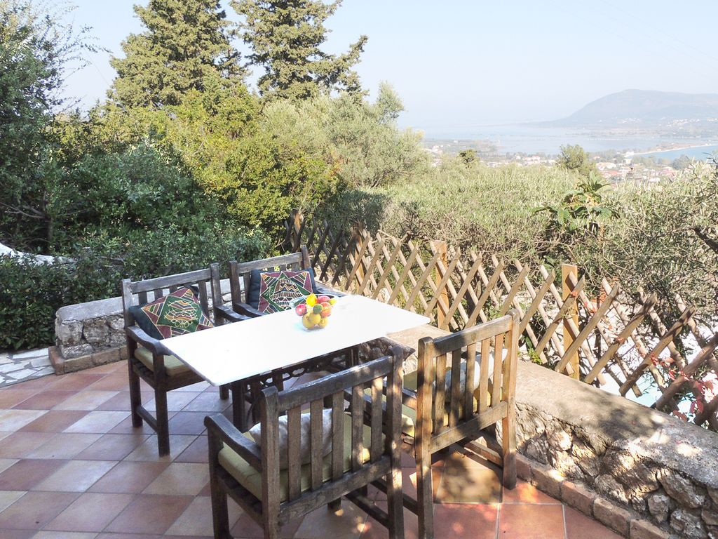 Villa Hodos Lefkas Greece Olivers Travels 4