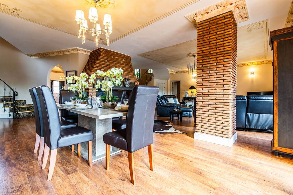 Casa Alexander Costa Del Sol Spains OliversTravels 5