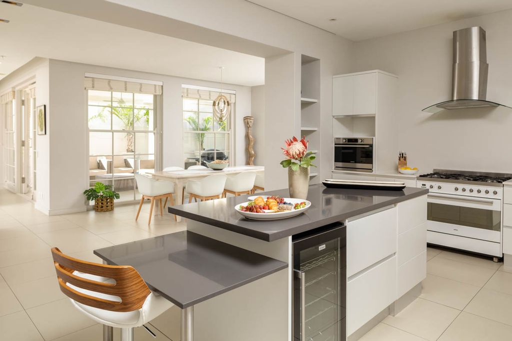 Villa Meadway Cape Town Olivers Travels 4