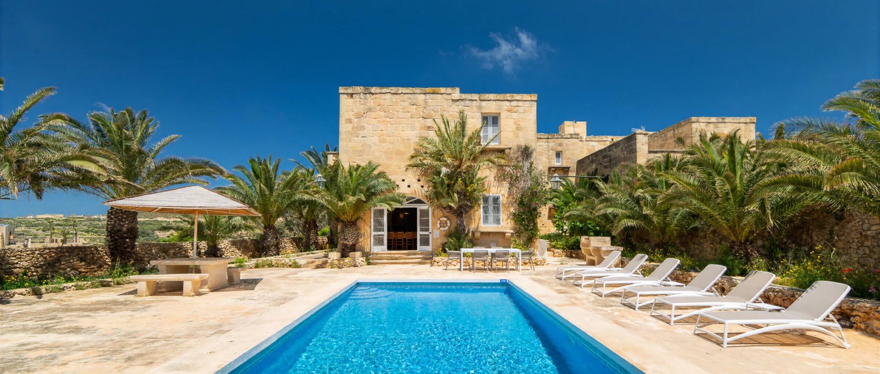 001 snip farmhouse gozo olivers travels desktop center