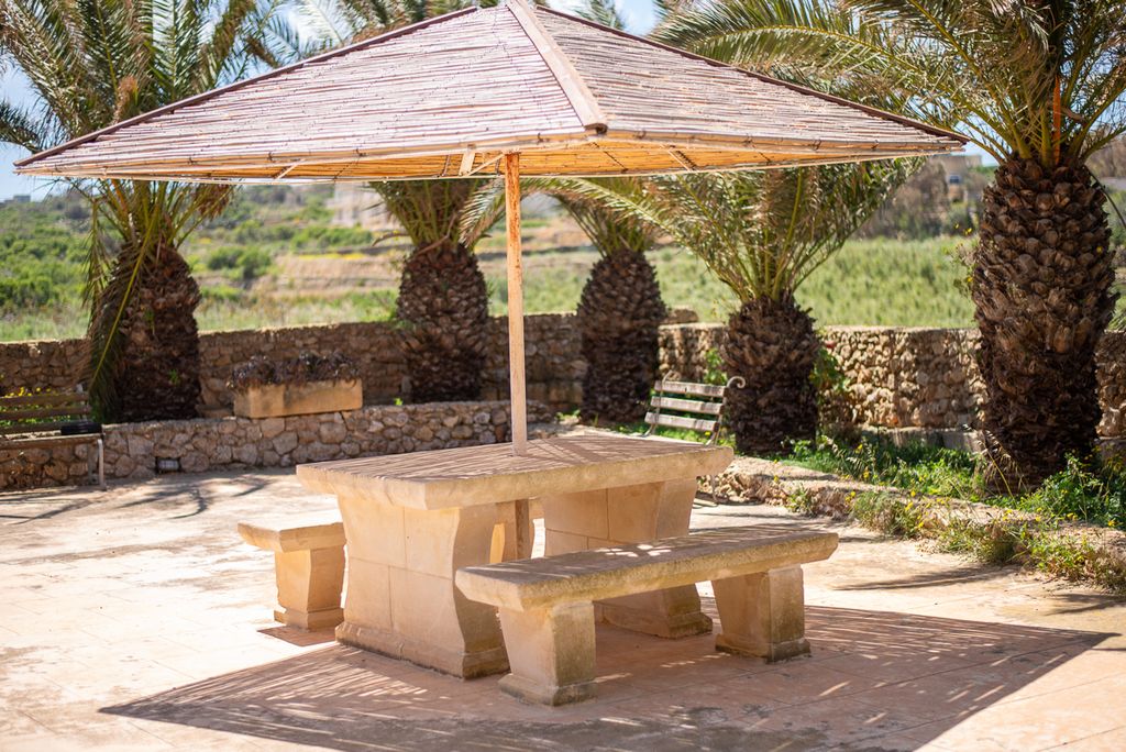Snip Farmhouse Malta Olivers Travels 5