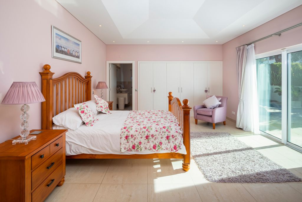 Casa Douna Vale de Lobo Olivers Travels 4