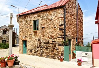 Cottage Liuvigild Galicia Olivers Travels1