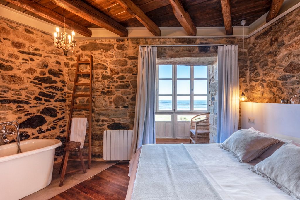 Cottage Liuvigild Galicia Olivers Travels5