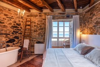 Cottage Liuvigild Galicia Olivers Travels5