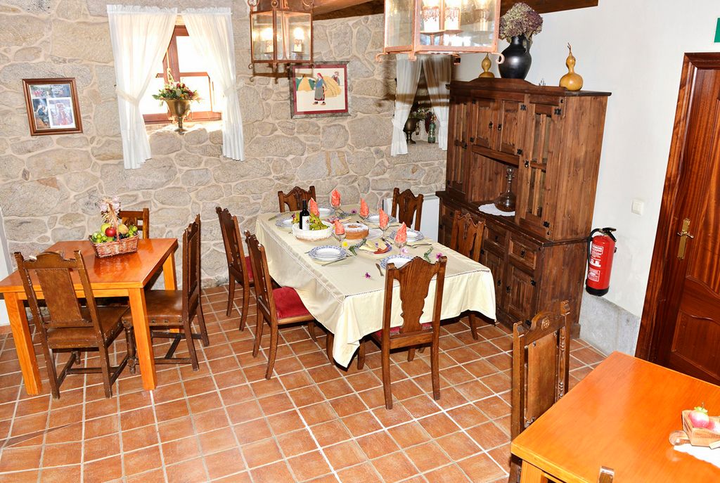 Casa El Bravo Galicia Olivers Travels 10