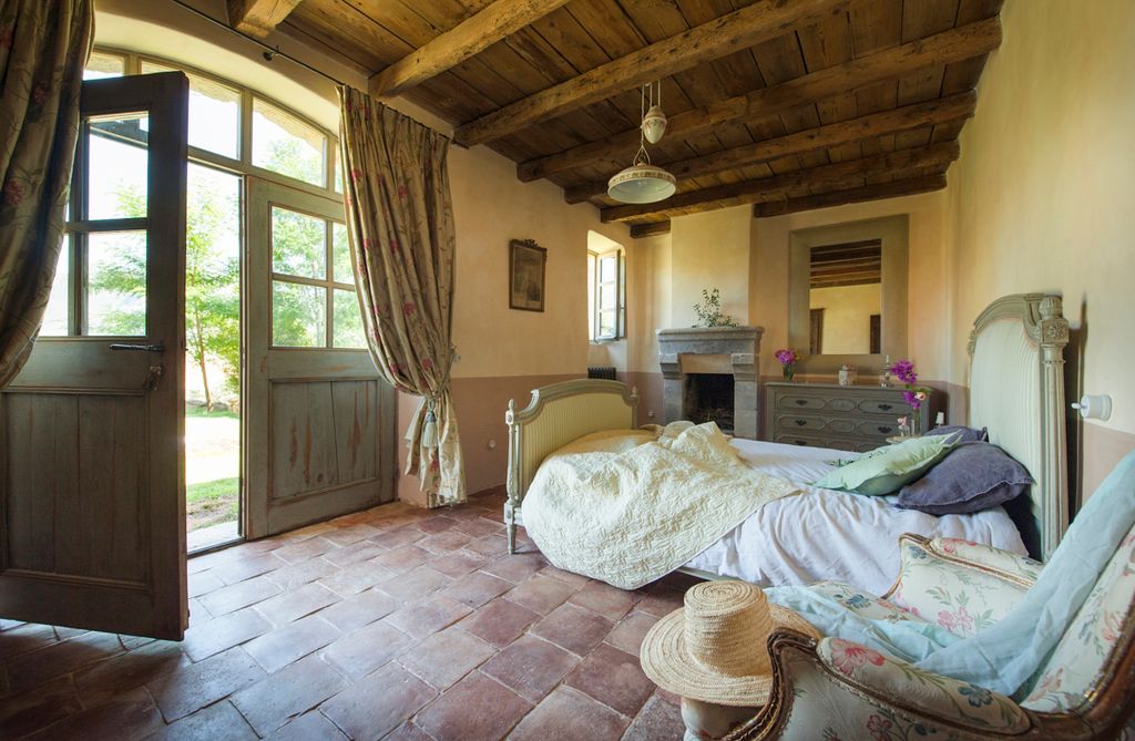 Le Moulin des Vignes Corsica Olivers Travels 6