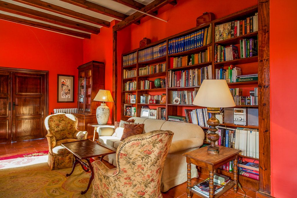 Villa Baltanas Central Spain Olivers Travels 3