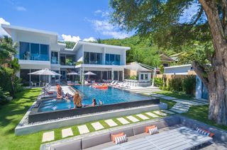 Villa Pa Tong Phuket Thailand Olivers Travels 1