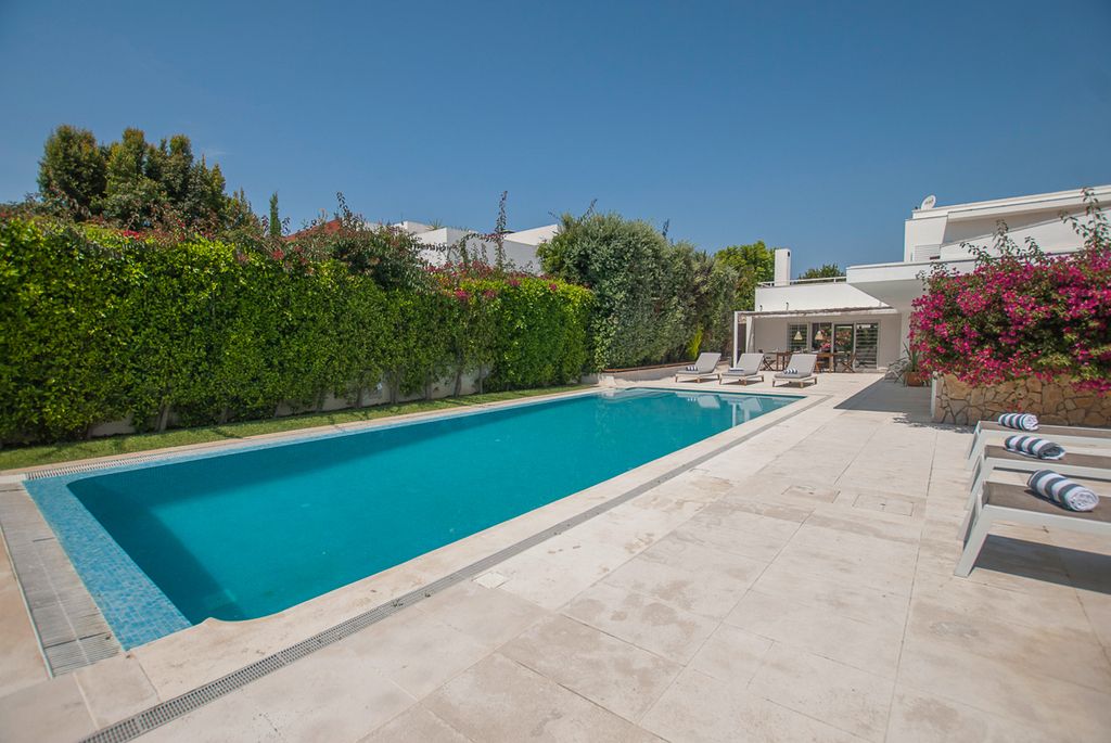 Casa do Loren Lisbon Olivers Travels 2
