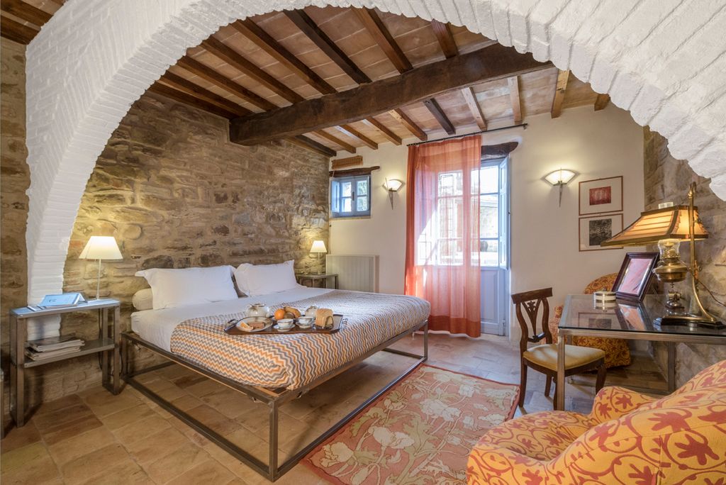 Villa Spaccasassi Umbria Olivers Travels 1 4 01